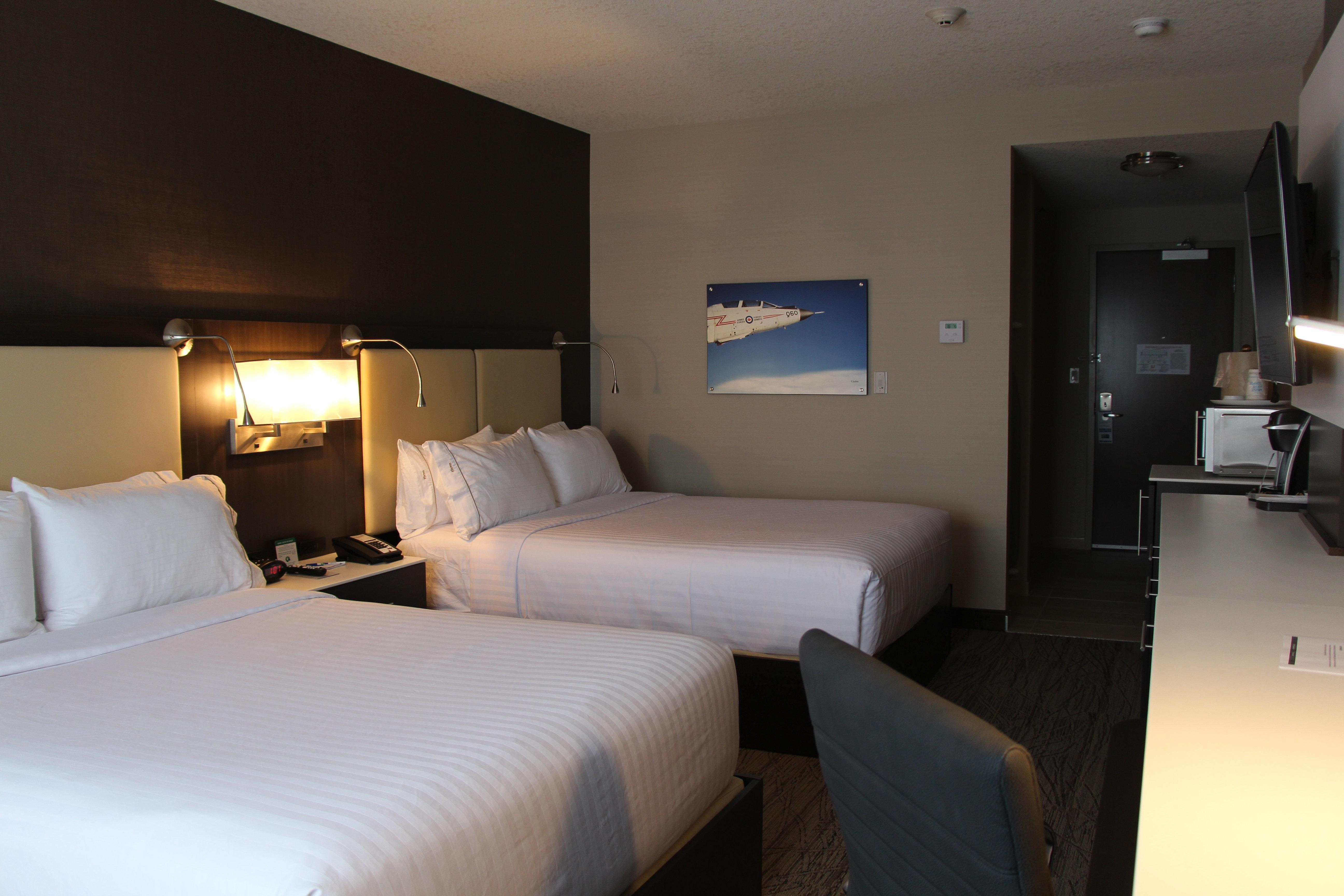 Holiday Inn Express & Suites Cold Lake By Ihg Zewnętrze zdjęcie