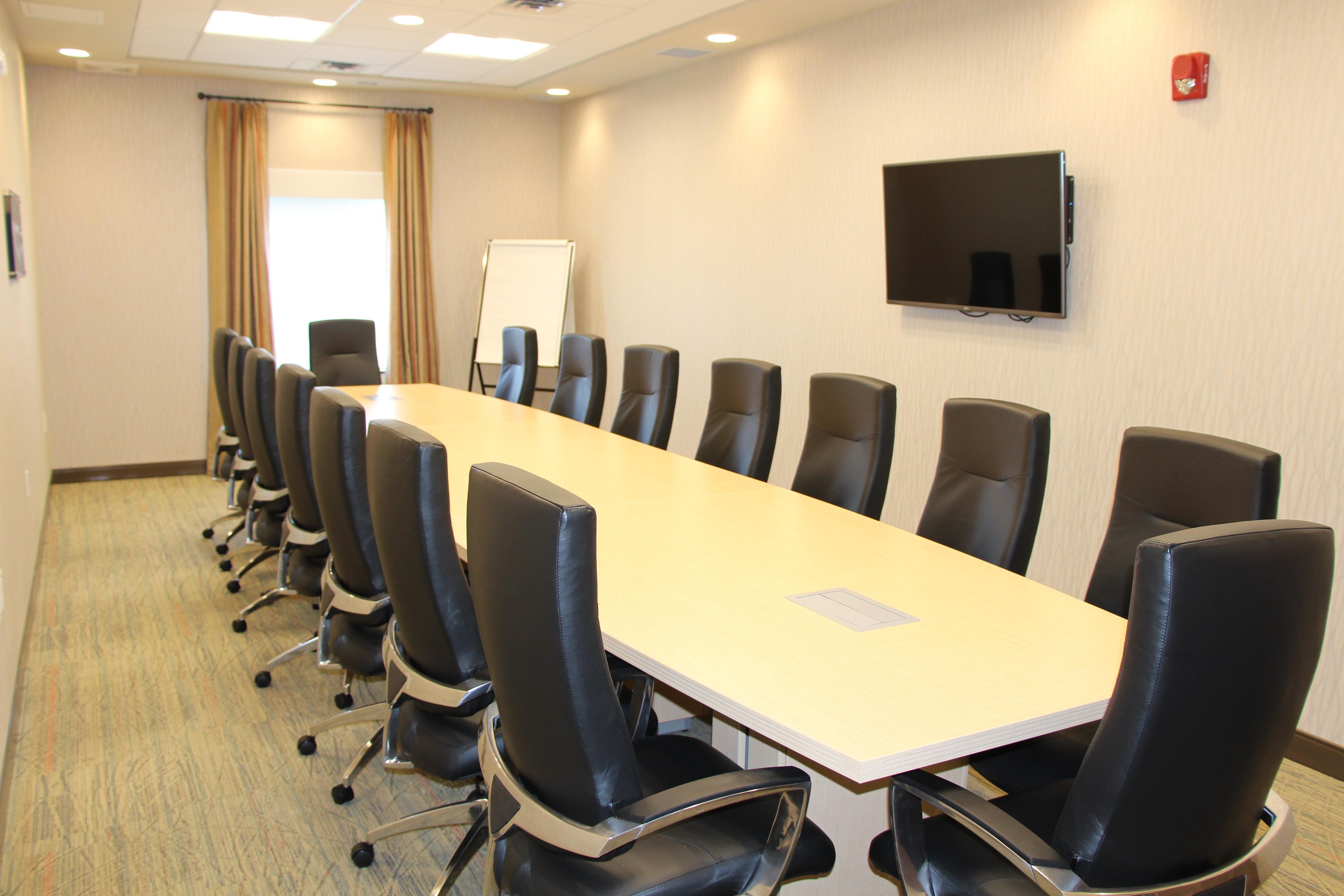 Holiday Inn Express & Suites Cold Lake By Ihg Zewnętrze zdjęcie