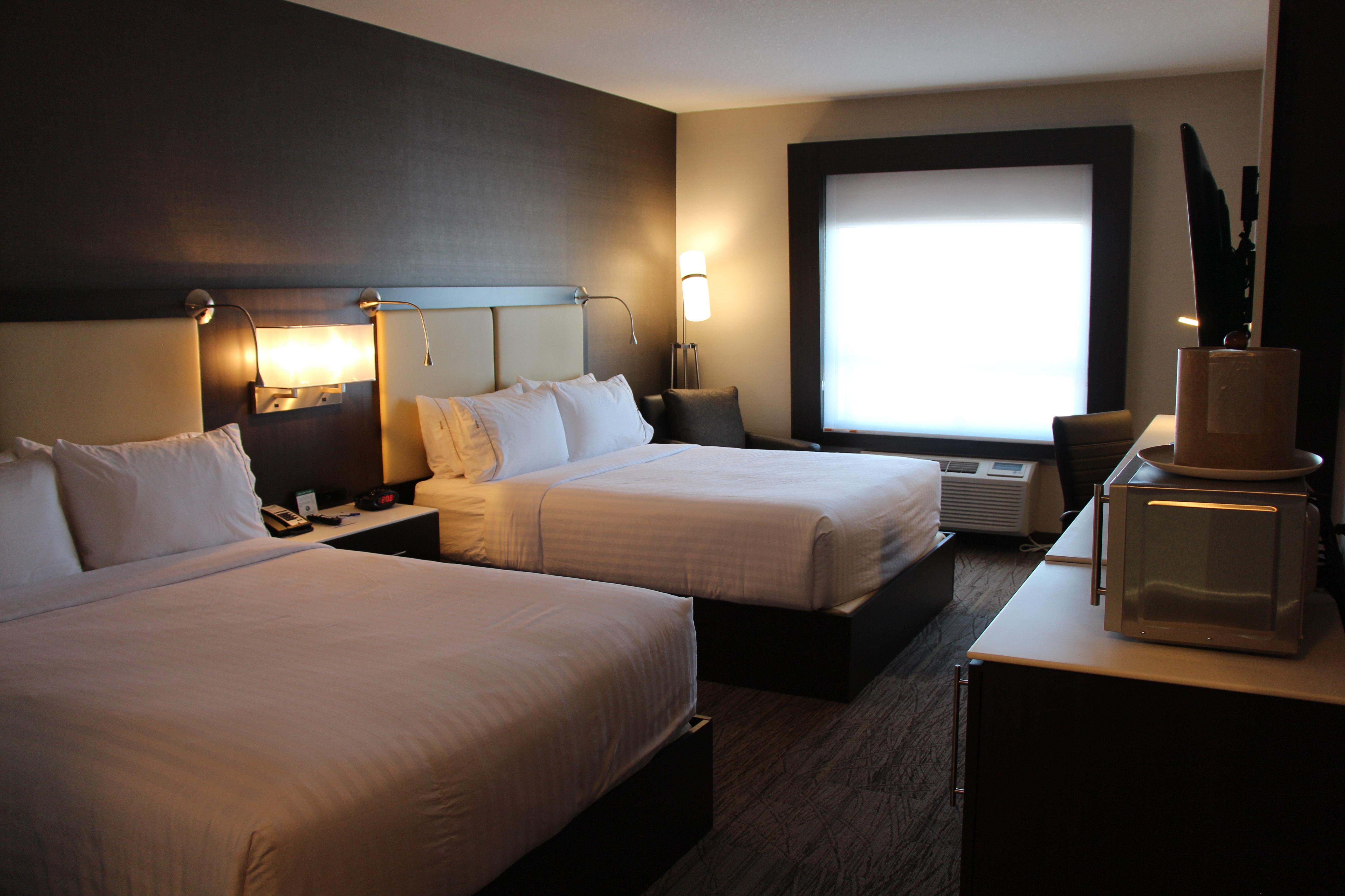 Holiday Inn Express & Suites Cold Lake By Ihg Zewnętrze zdjęcie